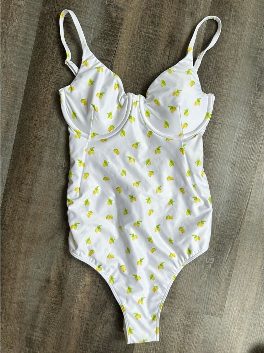 Kenny Flowers The Amalfi White Lemon-Print Underwire OnePiece Swimsuit Large NWT - Picture 12 of 13
